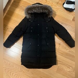 Moose Knuckles Black Youth Stirling Parka